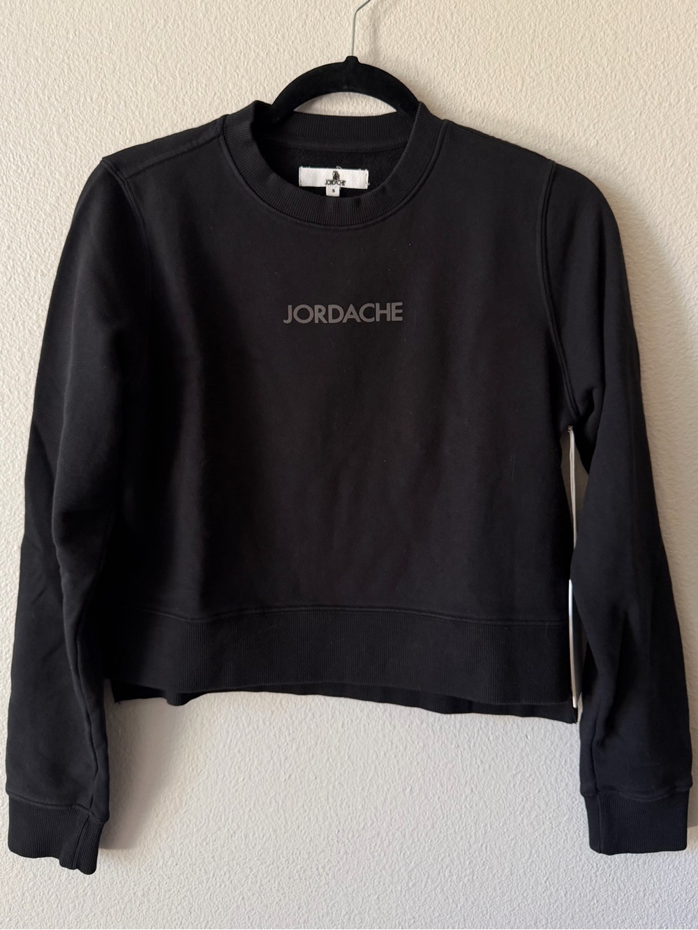 NWT JORDACHE SWEATSHIRT SIZE SMALL
